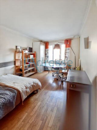 Vente Appartement SURESNES Plateau Ouest comme une maison Suresnes