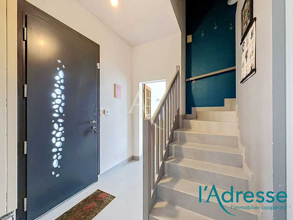 Maison Montenay 4 chambres 161 m²