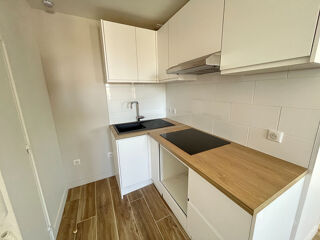  Appartement à louer 1 pièce 33 m²