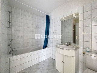  Appartement à louer 2 pièces 41 m²