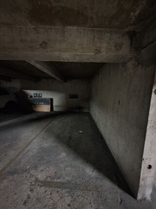  Parking / Garage à louer 10 m²