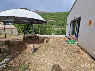 Location Appartement Appartement Bouyon 2 pièces 55 m2 avec jardin , en dernier étage d'une maison individuelle Bouyon