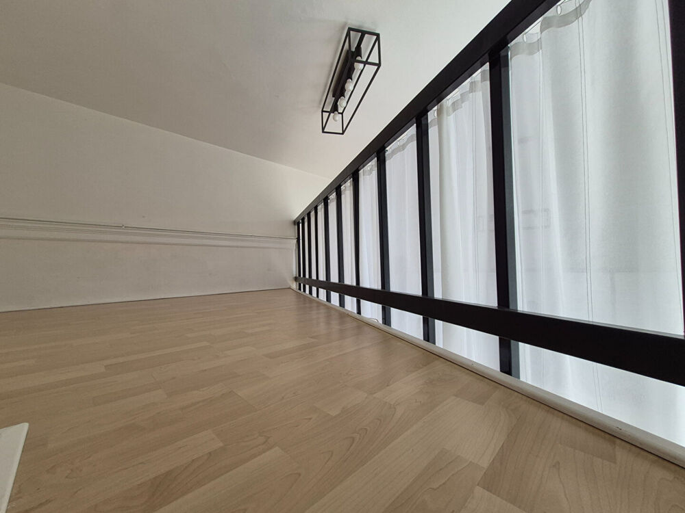 Vente Appartement Lille VAUBAN : Studio + cave  face à l'université Catholique Lille