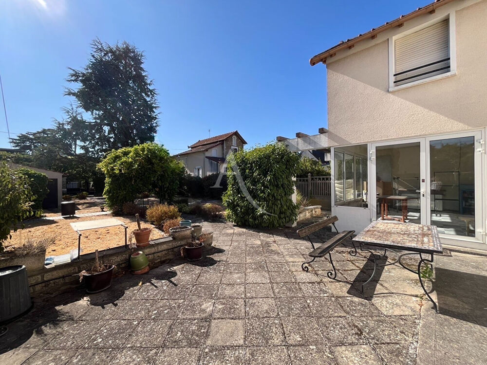 Location Maison Maison familiale 155m2 - 3 chambres - véranda et garage Vaires sur marne