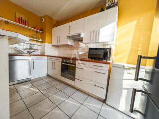  Appartement à louer 3 pièces 57 m²