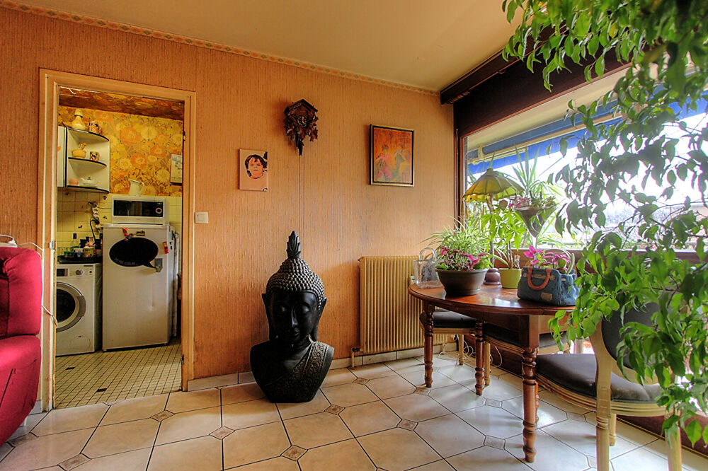 Vente Appartement Appartement Chambéry 4 pièces 90 m2 avec balcon, Place de Parking et Double Cave Chambery