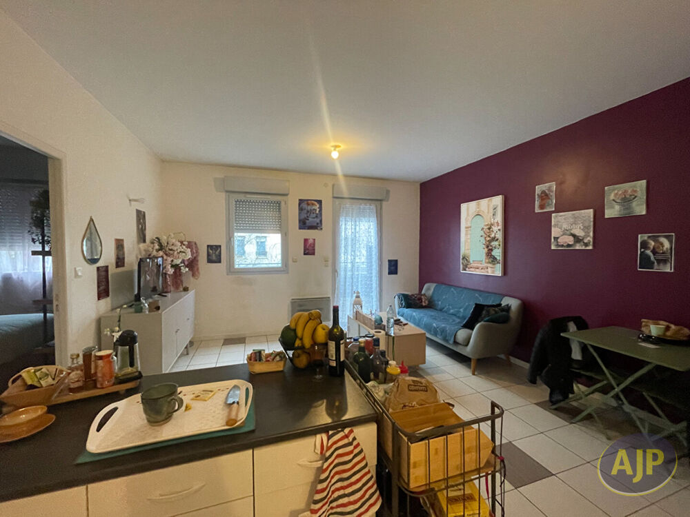 Appartement Saintes 2 pièce(s) 41.79 m2