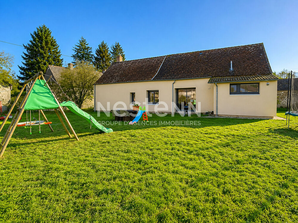 Longère rénovée en pierre avec fort potentiel - 102 m² - Terrain d'environ 3045 m² - DPE A - Aubigné-Racan (72800)