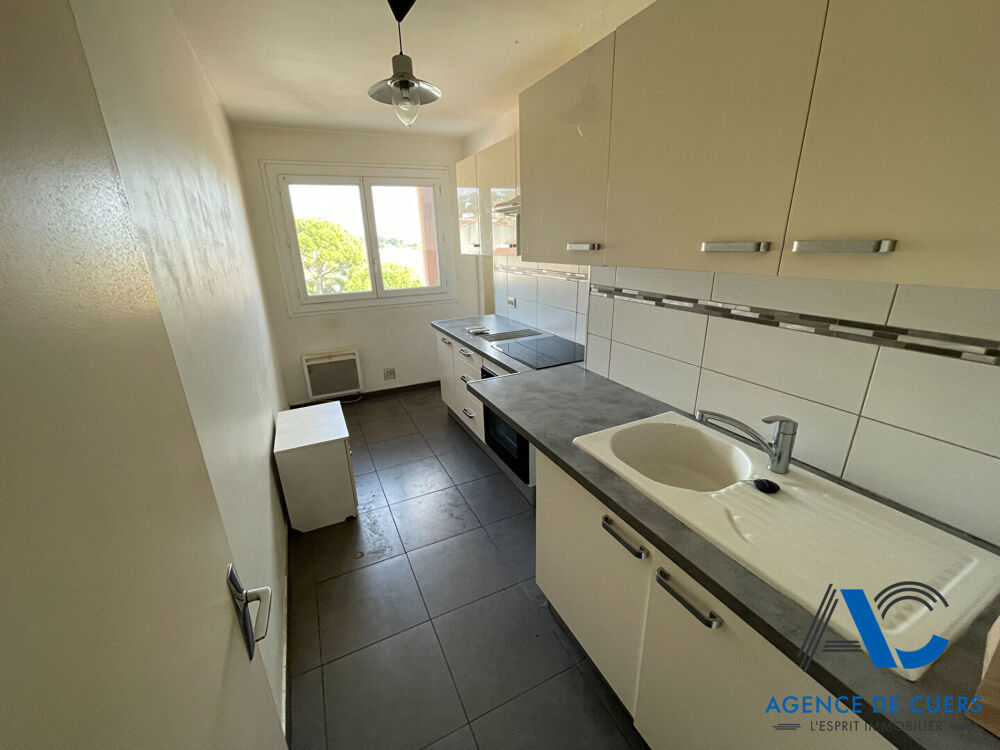 Appartement Cuers 3 pièce(s) 66 m2
