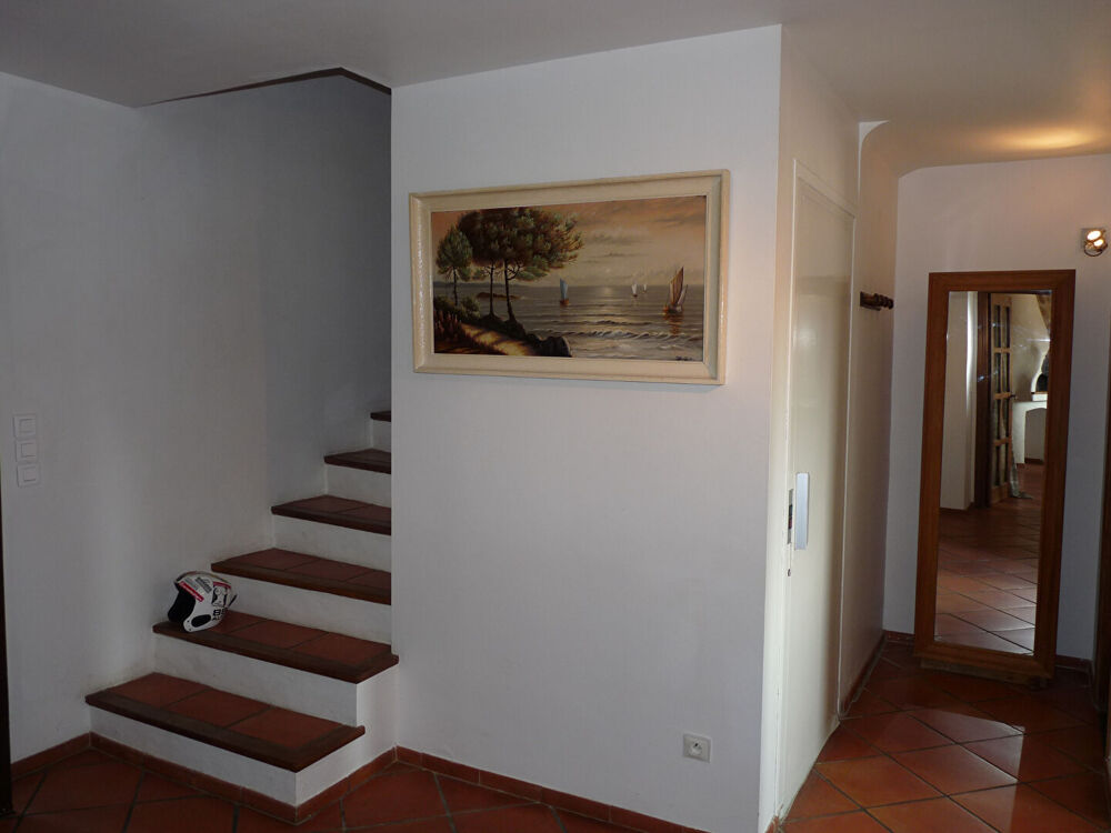 Location Appartement Appartement  4 pièces 130m2 en duplex dans maison  Carros les plans avec terrasse et parkings Carros