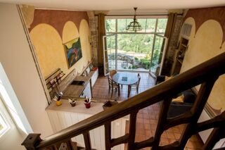  Villa � vendre 15 + pi�ces 1300 m�