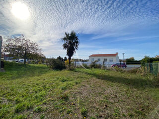 Terrain à vendre 379 m²