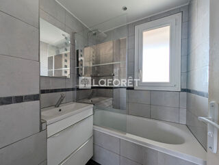  Appartement à louer 3 pièces 52 m²