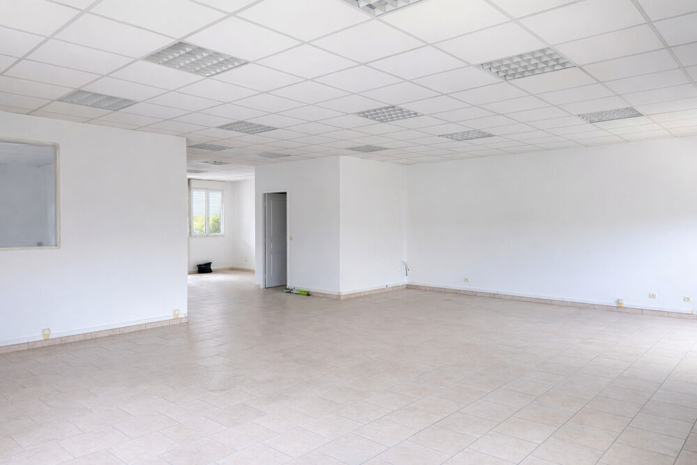   GARDANNE BUREAUX 110M² CLIMATISES PARKING Gardanne