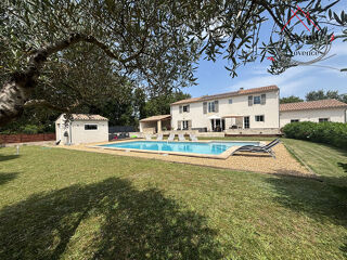  Maison � vendre 10 pi�ces 270 m�