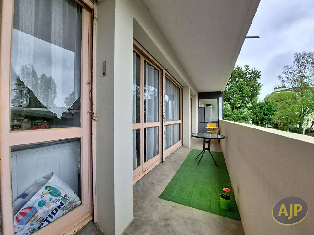 Vente Appartement Appartement La Roche Sur Yon 2 pièce(s) 52 m2 La roche sur yon