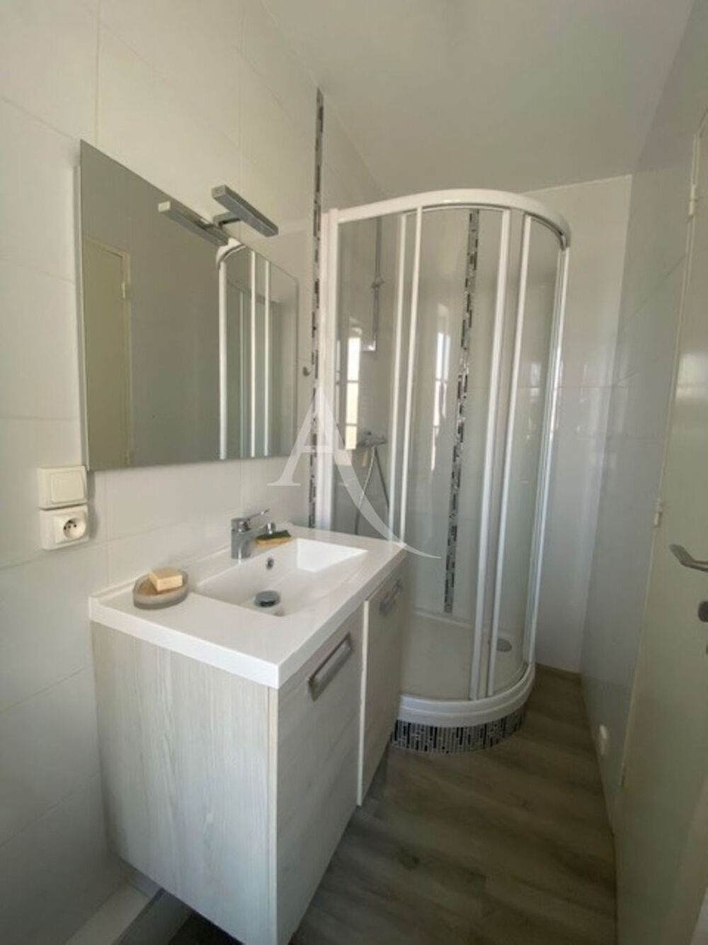 Location Appartement Appartement T2 Meublé Etudiant La rochelle