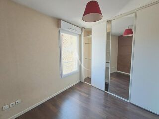  Appartement à louer 2 pièces 33 m²