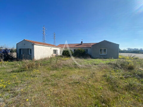 Local commercial Soullans 159 m2 569800 85300 Soullans