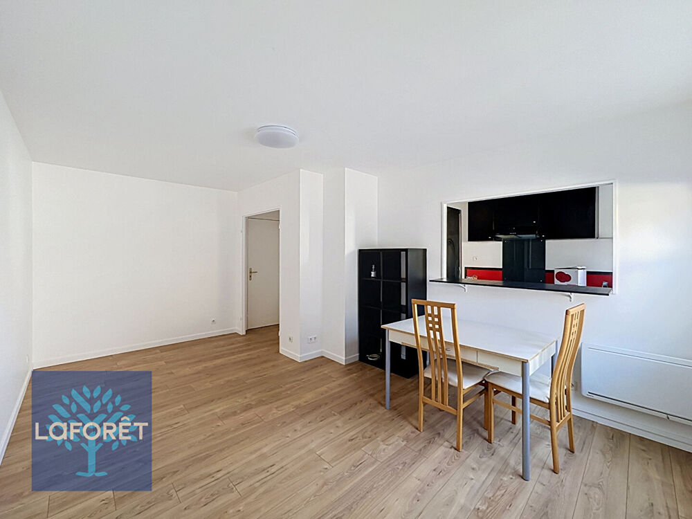 Location Appartement Appartement Corbeil Essonnes 2 pièces meublé - 42.76m² Corbeil essonnes