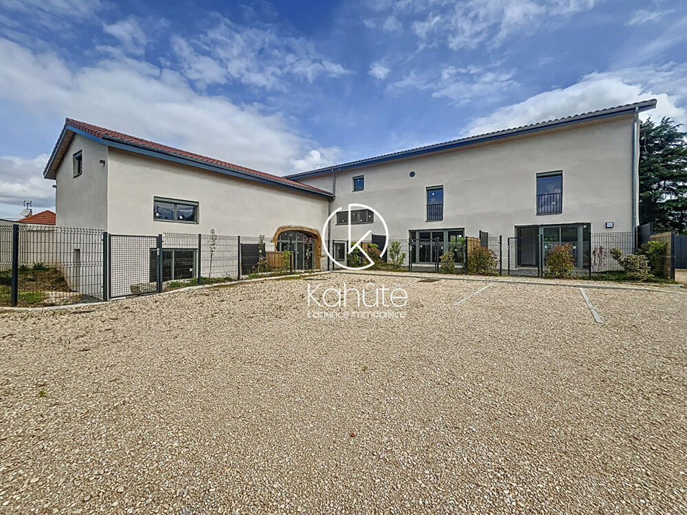 Vente Appartement à 20 minutes de Lyon, Appartement Lentilly 4 pièce(s), triplex de 91m², 3 chambres, extérieur privatif, 2 places de stationnemen Dommartin