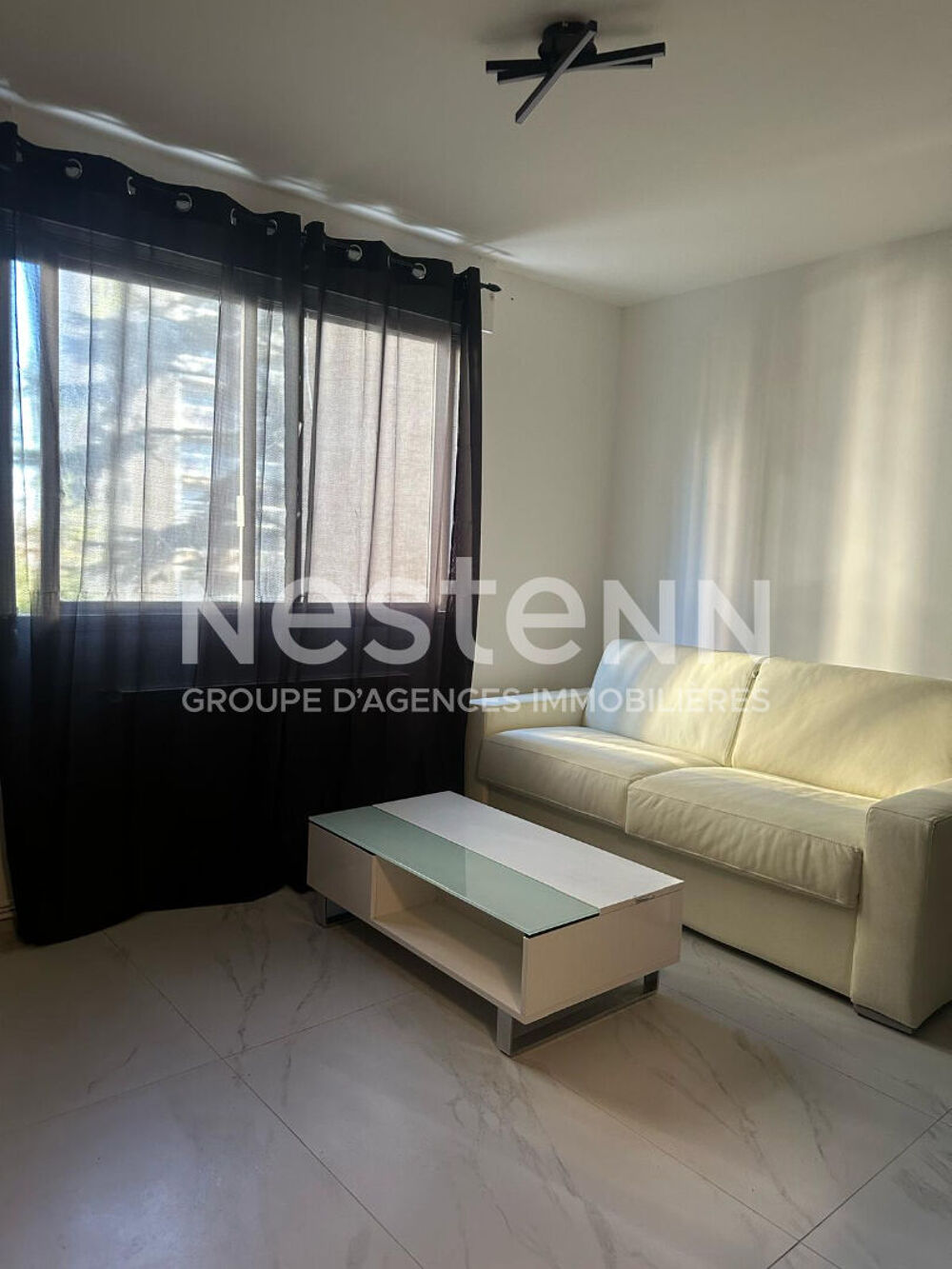 Studio avec Cave et Parking VENDU LOUE - 69500 BRON