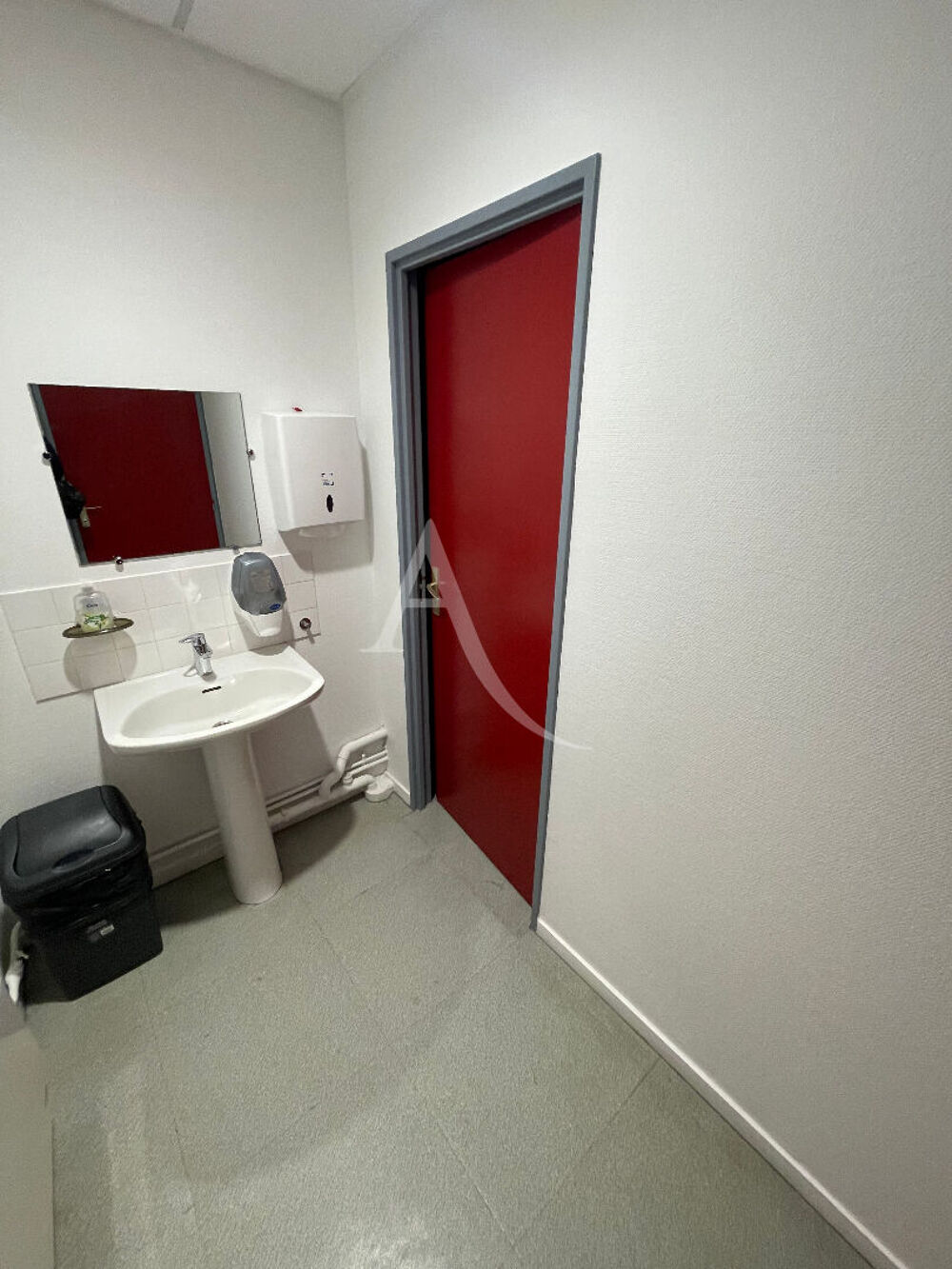   Bourg-en-Bresse Bureaux à louer centre ville - 125 m² + 2 Parkings Bourg en bresse