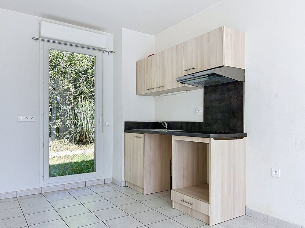 Appartement 3 pièces lumineux en rez-de-jardin à Pleyben - Rare sur le marché !