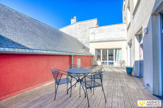 Vente Appartement Versailles Notre-Dame les Prés - Appartement 8 pièces de 322 m² situé au 1er étage avec terrasse + 2 places de parking Versailles