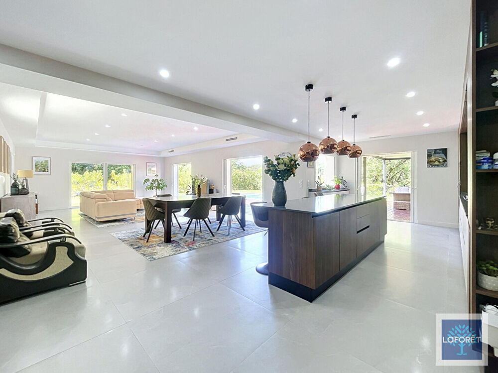 Vente Maison ROQUEFORT-LES-PINS - SUPERBE VILLA CONTEMPORAINE AU CALME ABSOLU Roquefort les pins