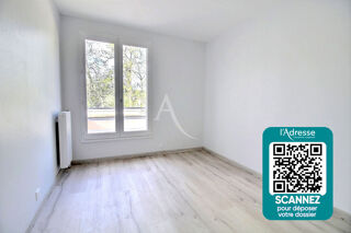  Appartement à louer 4 pièces 74 m²