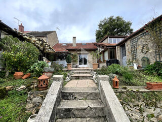  Maison  vendre 10 pices 243 m