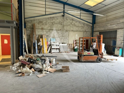   Local d'activité Montauban 4 pièce(s) 340 m2 