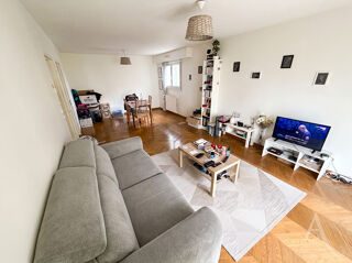  Appartement à louer 3 pièces 63 m²