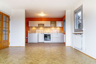  Appartement � louer 4 pi�ces 86 m�