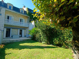  Maison à vendre 10 pièces 176 m²