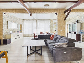  Maison � vendre 7 pi�ces 180 m�