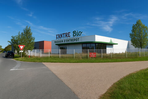 Entrepôt à louer BEYCHAC ET CAILLAU 9183 33870 Vayres