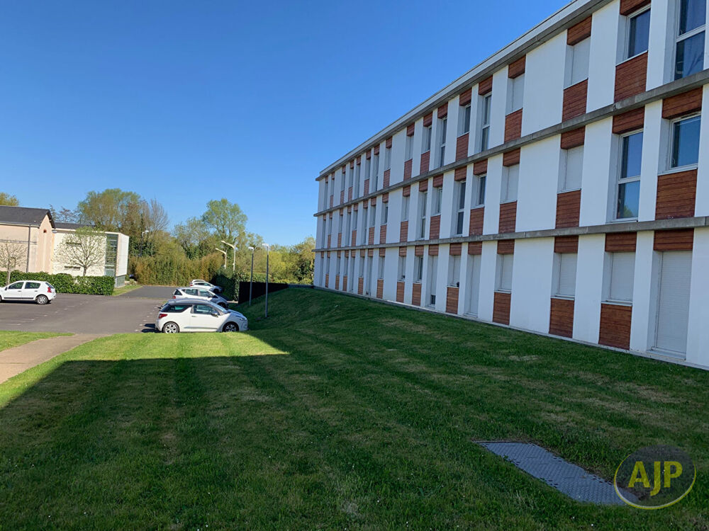 Vente Appartement ST SEBASTIEN, T1BIS AVEC PARKING EN SOUTERRAIN FERME Saint sebastien sur loire