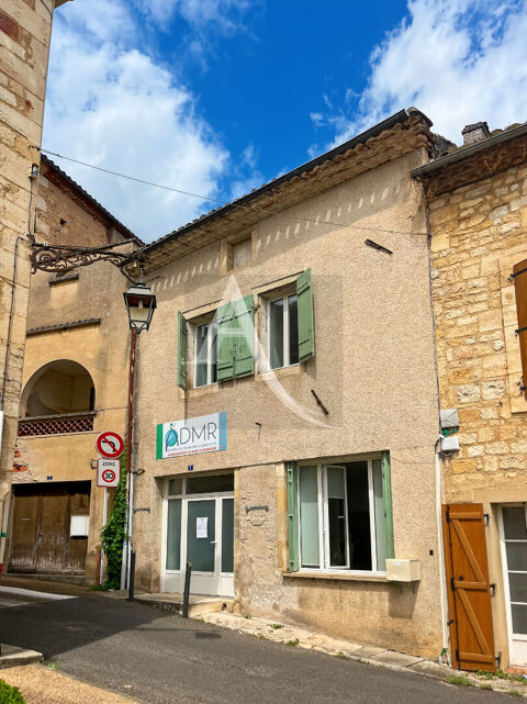 A vendre - Local commercial de 95.5 m2, avec petite cour ext&eacute;rieure 54300 47500 Fumel