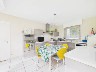  Maison � vendre 12 pi�ces 252 m�