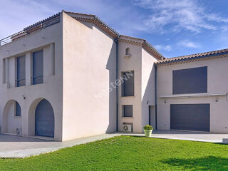  Maison � vendre 8 pi�ces 300 m�