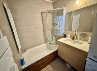  Appartement à louer 3 pièces 56 m²
