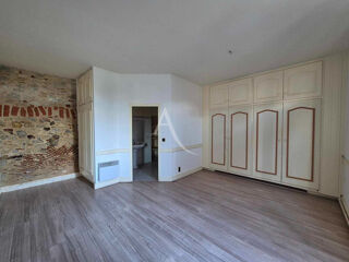  Maison à vendre 15 + pièces 577 m²
