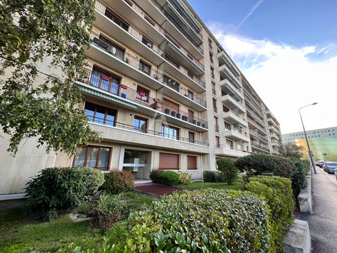  Parking / Garage � louer 