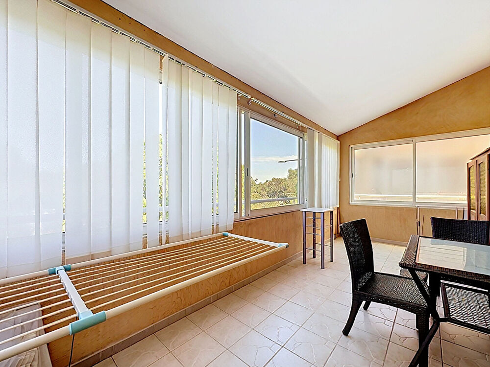 Vente Appartement APPARTEMENT T4 DE 95 m² ! VUE LAC ! GARAGE ! RÉSIDENCE SÉCURISÉ Miramas