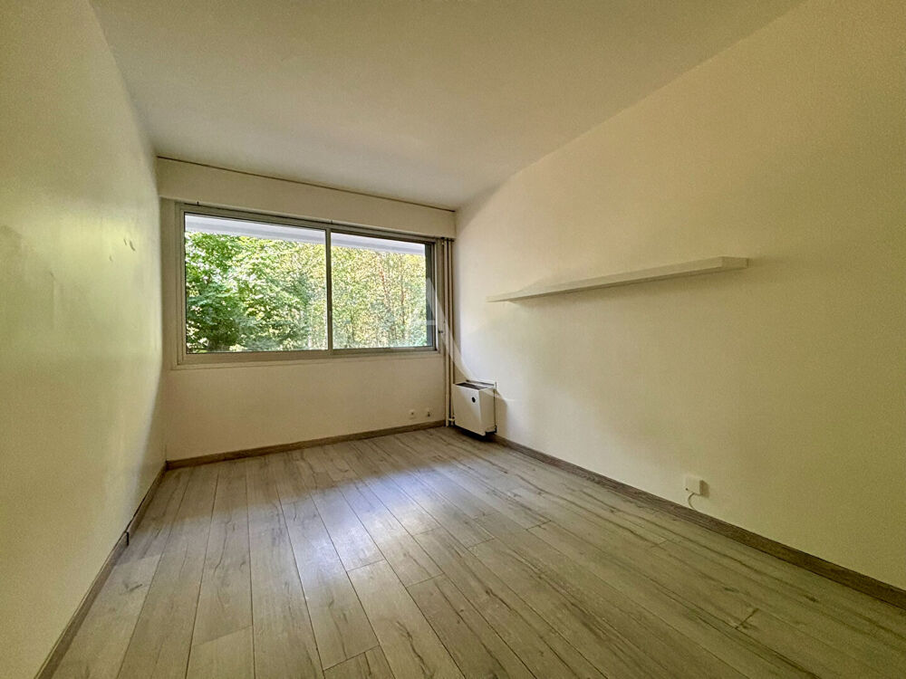 Location Appartement Studio de 19 m² à Sèvres Sevres