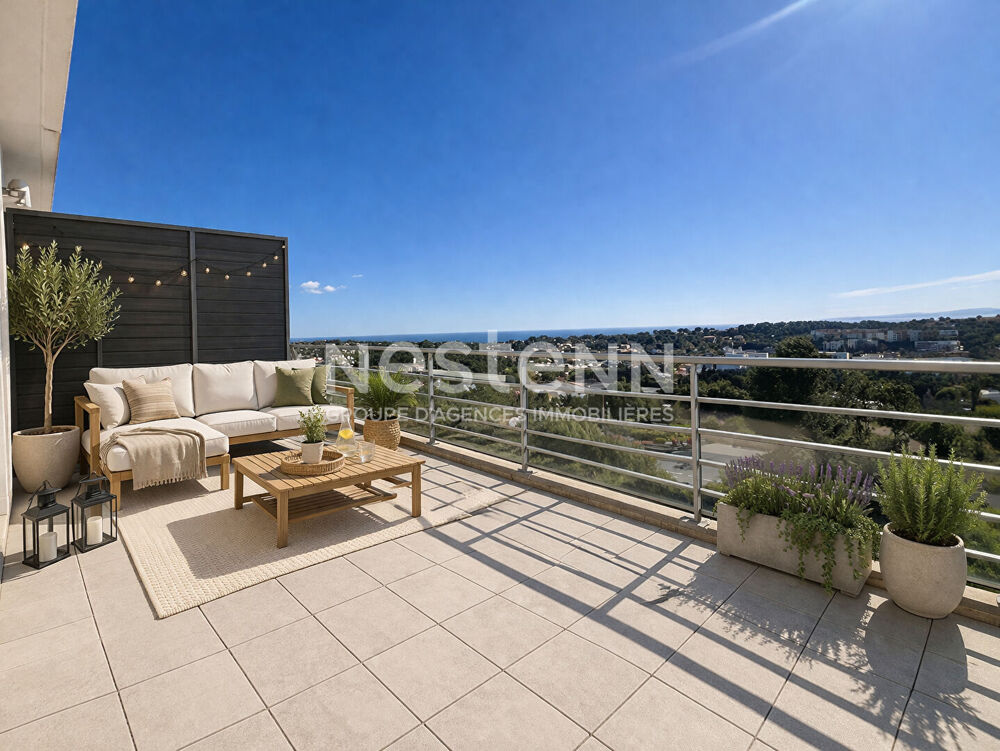 À vendre : Appartement 5 pièces à Saint-Raphaël VUE MER