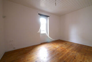  Appartement à louer 3 pièces 55 m²