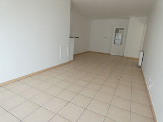  Appartement à louer 4 pièces 85 m²